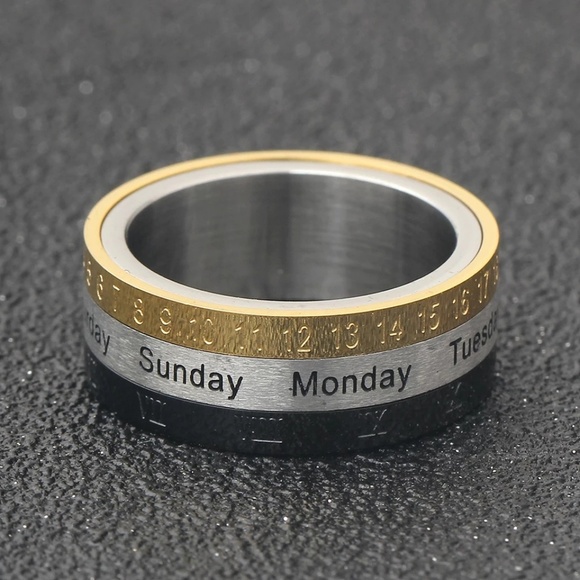 Ring - Picture 4 of 6